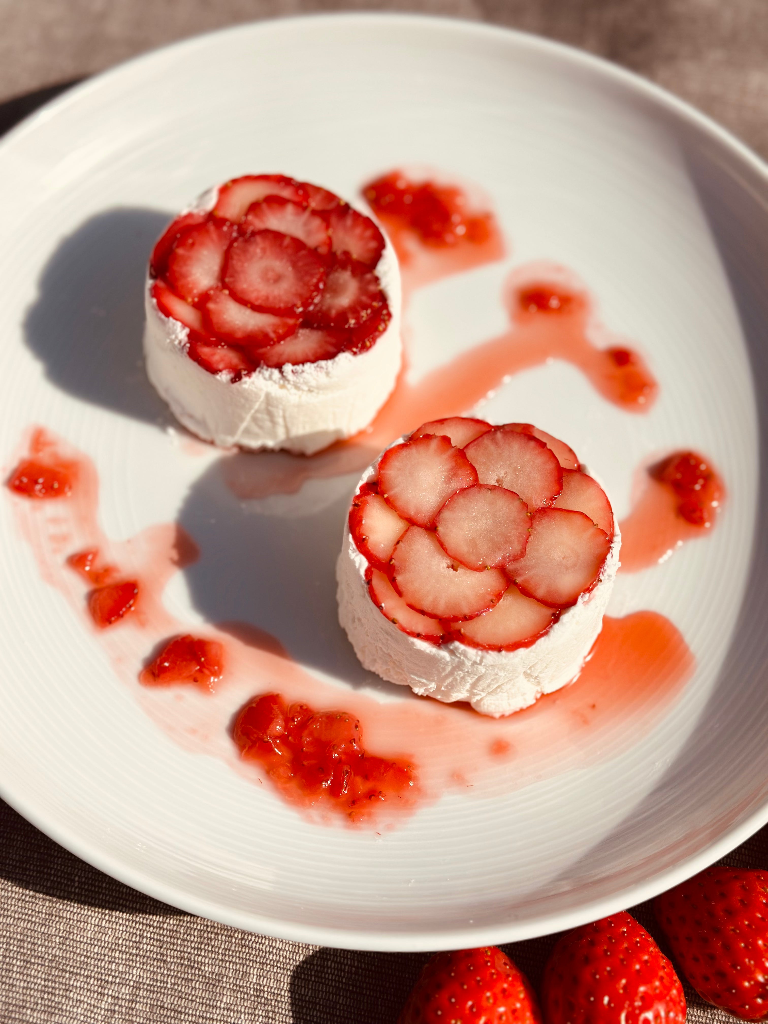 朝摘みイチゴ のクリームチーズ (トリプルフロマージュ)