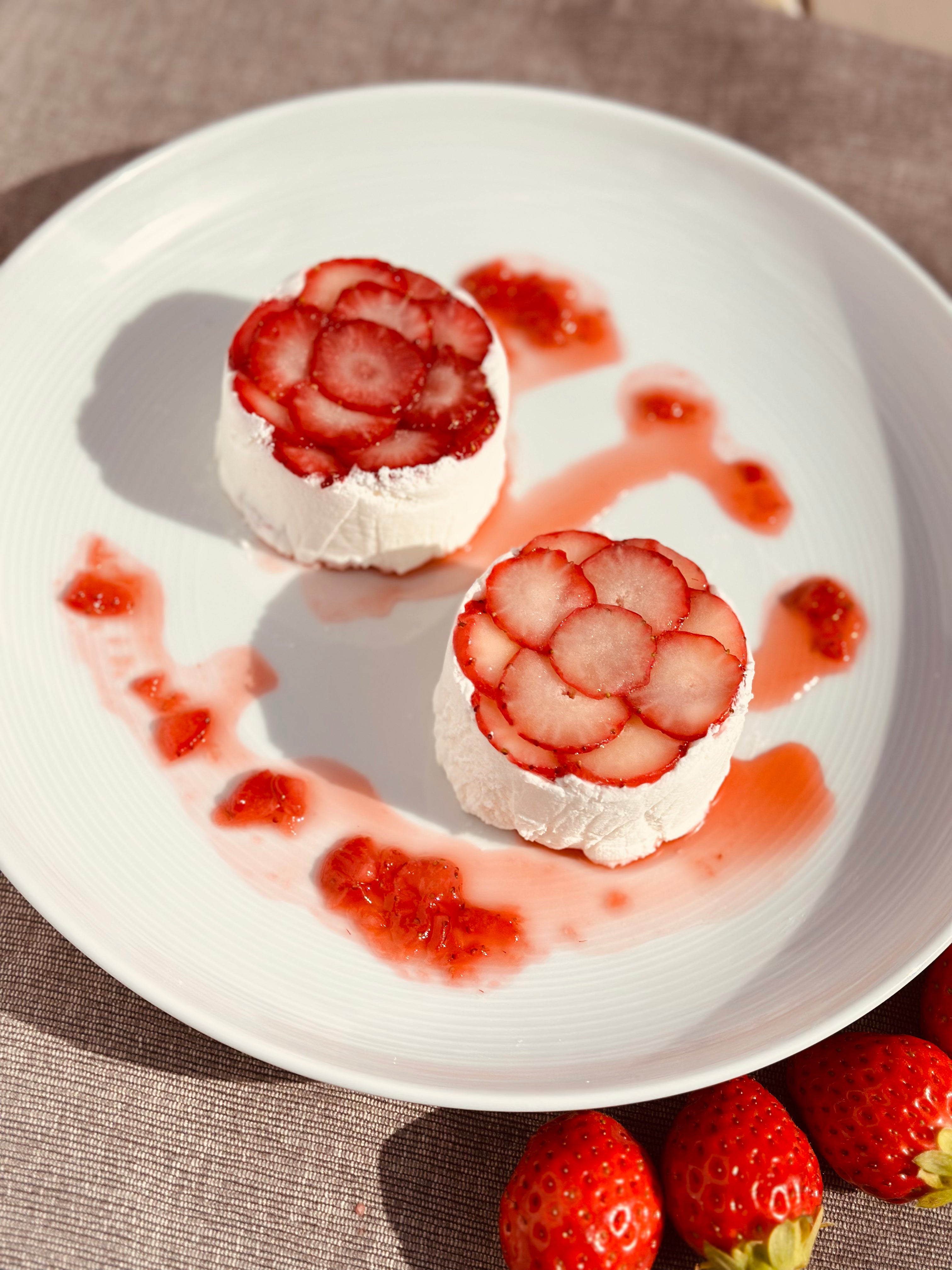 朝摘みイチゴ のクリームチーズ (トリプルフロマージュ)