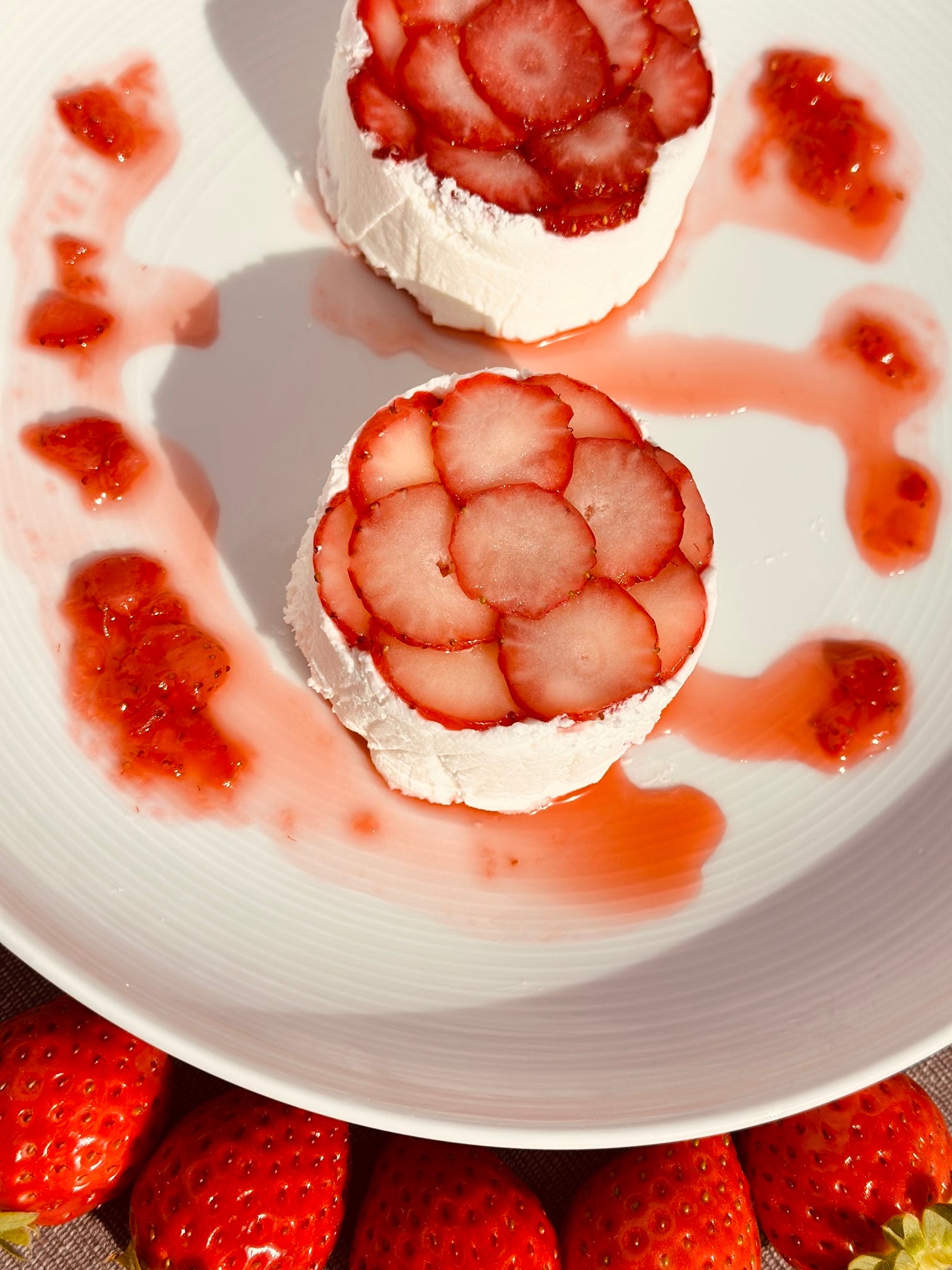 朝摘みイチゴ のクリームチーズ (トリプルフロマージュ)